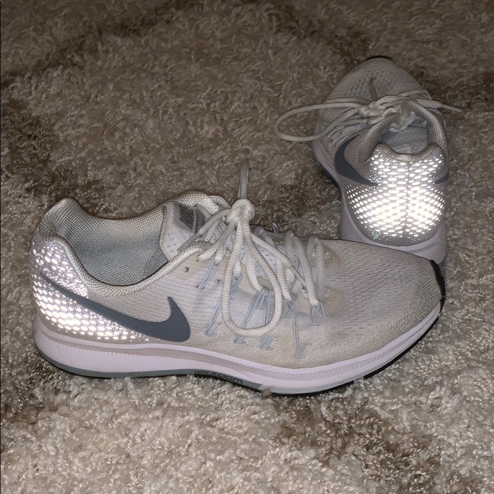 NIKE - ZOOM PEGASUS 33